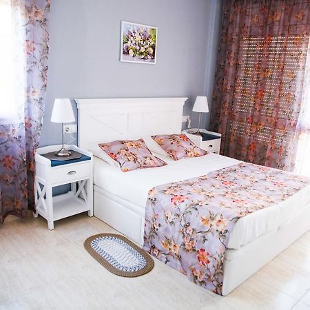Apartments Beach Club Льорет-де-Мар Экстерьер фото